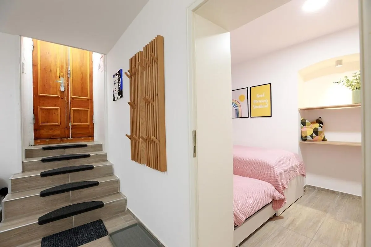 S37 Room22 Apartment Bergmannkiez Berlin