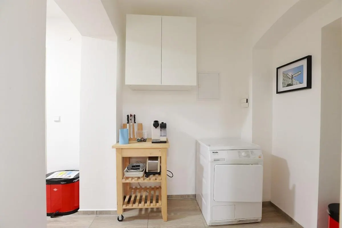 S37 Room22 Apartment Bergmannkiez Berlin