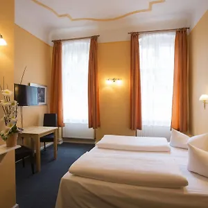 2* Gæstehus Am Hermannplatz
