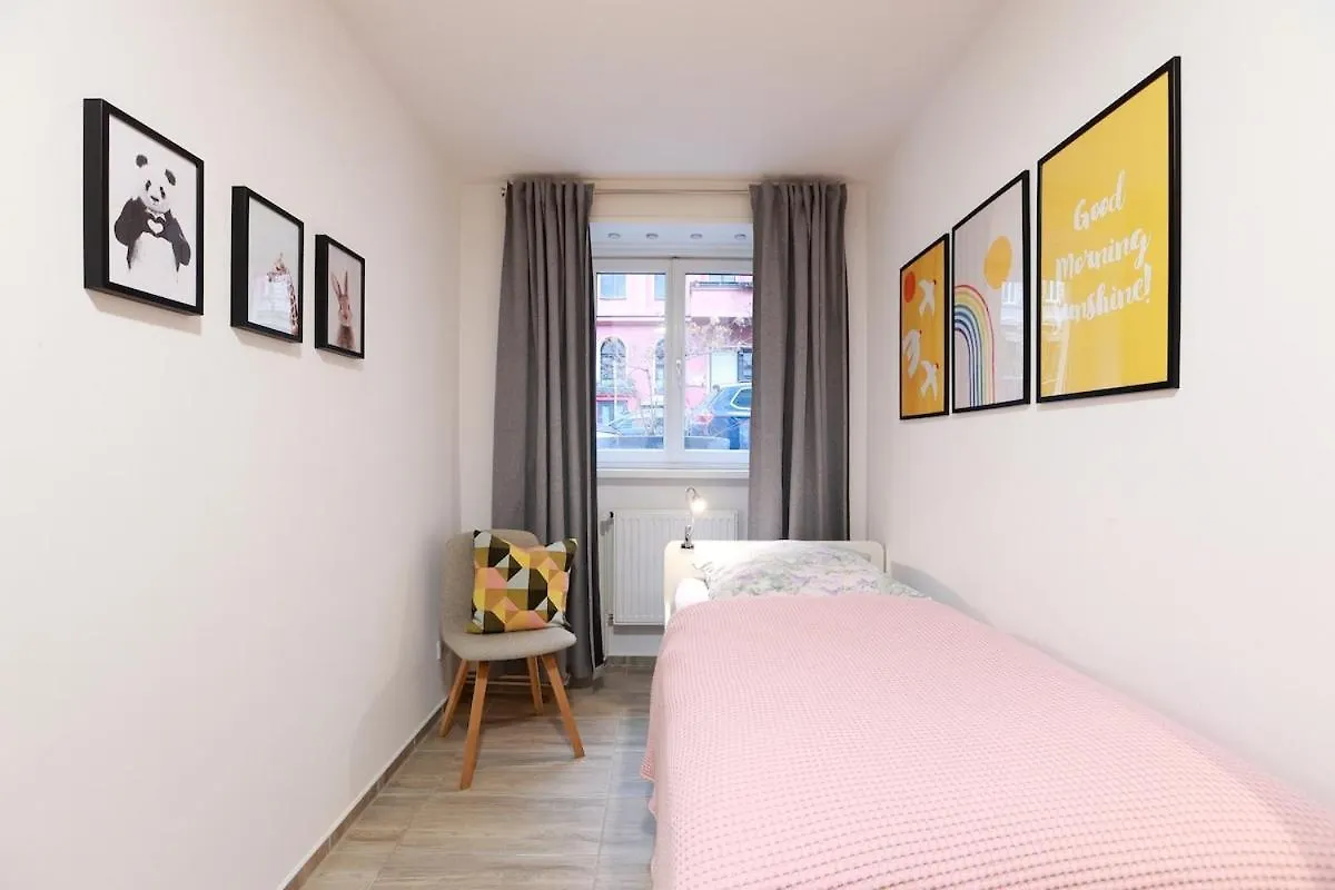 S37 Room22 Apartment Bergmannkiez Berlin