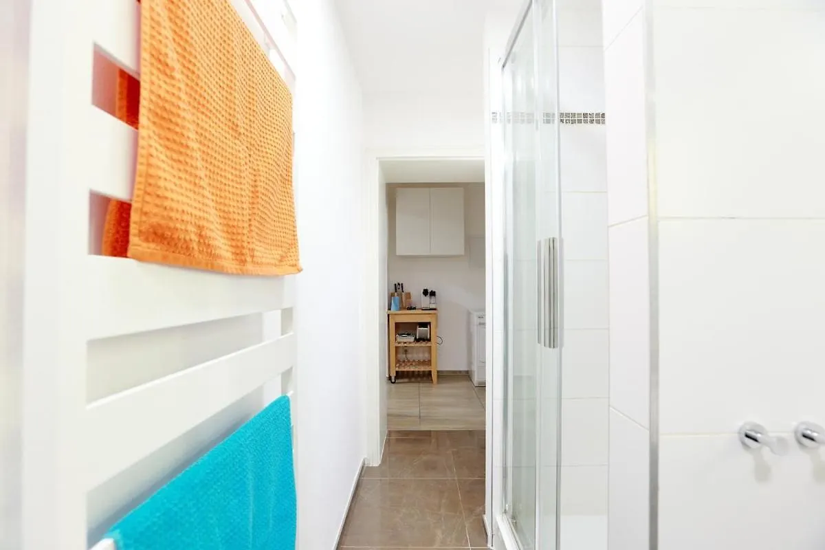 S37 Room22 Apartment Bergmannkiez Berlin Germany
